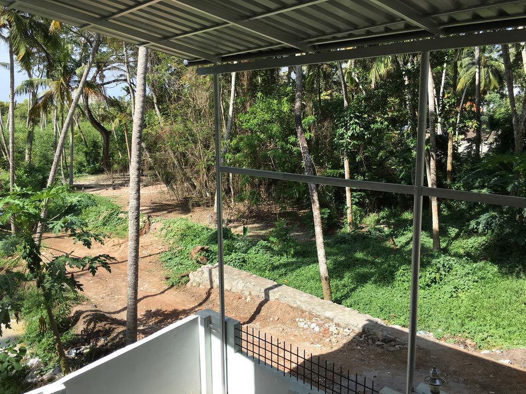 Rams Guest House Near Lulu Mall Thiruvananthapuram Екстериор снимка