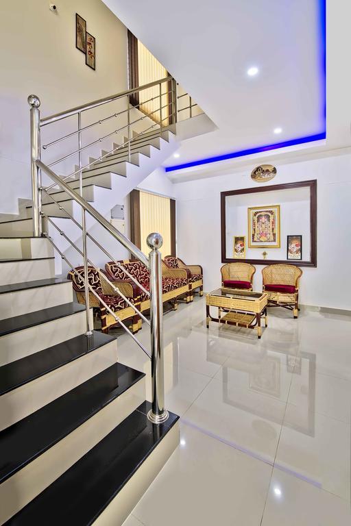 Rams Guest House Near Lulu Mall Thiruvananthapuram Екстериор снимка