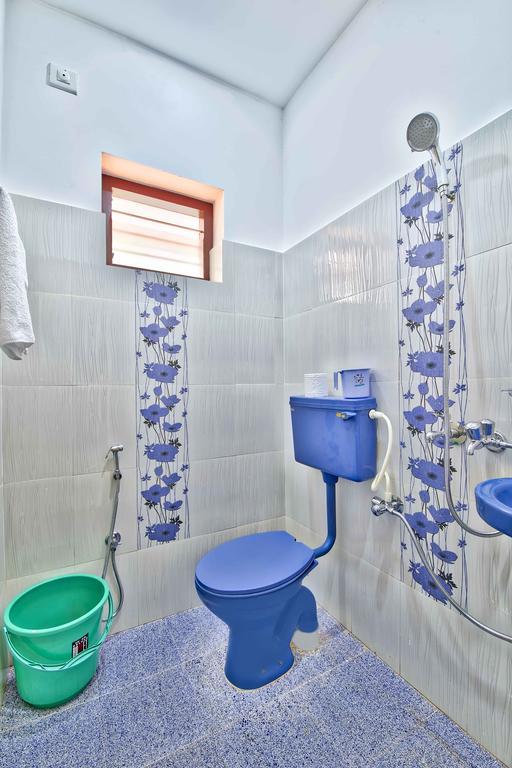 Rams Guest House Near Lulu Mall Thiruvananthapuram Екстериор снимка